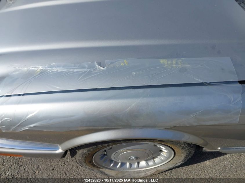 1998 Jaguar Vandenplas VIN: SAJKN6242WC837046 Lot: 12432823