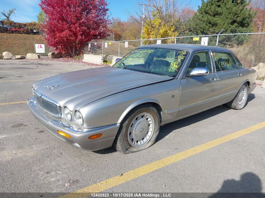 1998 Jaguar Vandenplas VIN: SAJKN6242WC837046 Lot: 12432823
