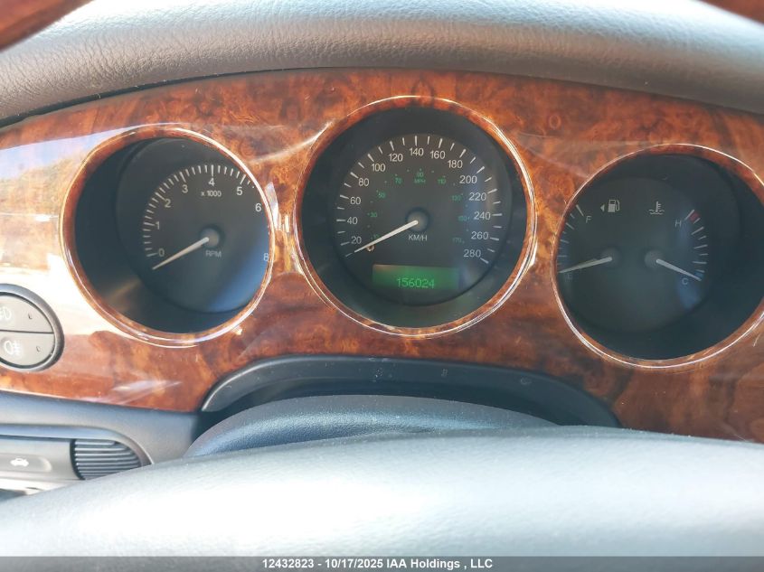 1998 Jaguar Vandenplas VIN: SAJKN6242WC837046 Lot: 12432823