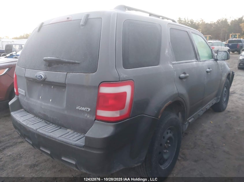 1FMCU93G39KB76732 2009 FORD ESCAPE photo no. 14