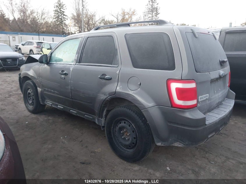 1FMCU93G39KB76732 2009 FORD ESCAPE photo no. 3