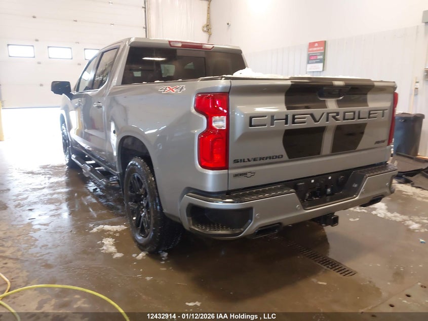 1GCUDEED7RZ292382 2024 CHEVROLET SILVERADO photo no. 3