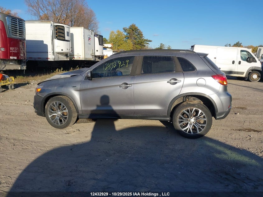 2018 Mitsubishi Rvr Se Limited/Gt VIN: JA4AJ4AW5JZ609698 Lot: 12432929