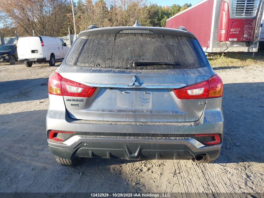 2018 Mitsubishi Rvr Se Limited/Gt VIN: JA4AJ4AW5JZ609698 Lot: 12432929