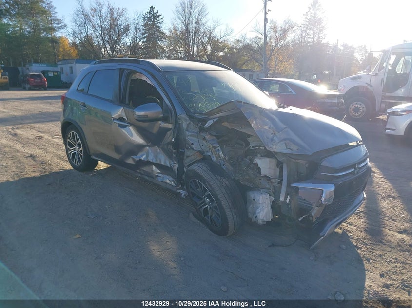 JA4AJ4AW5JZ609698 2018 Mitsubishi Rvr Se Limited/Gt auction photo 1