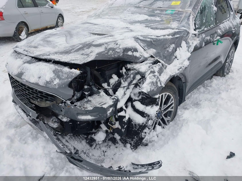 2022 Ford Escape Sel VIN: 1FMCU9H92NUA73973 Lot: 12432951