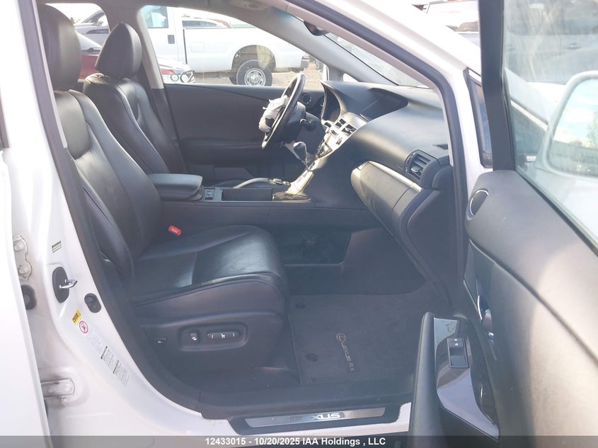 2T2BK1BA2DC195637 2013 LEXUS RX photo no. 5