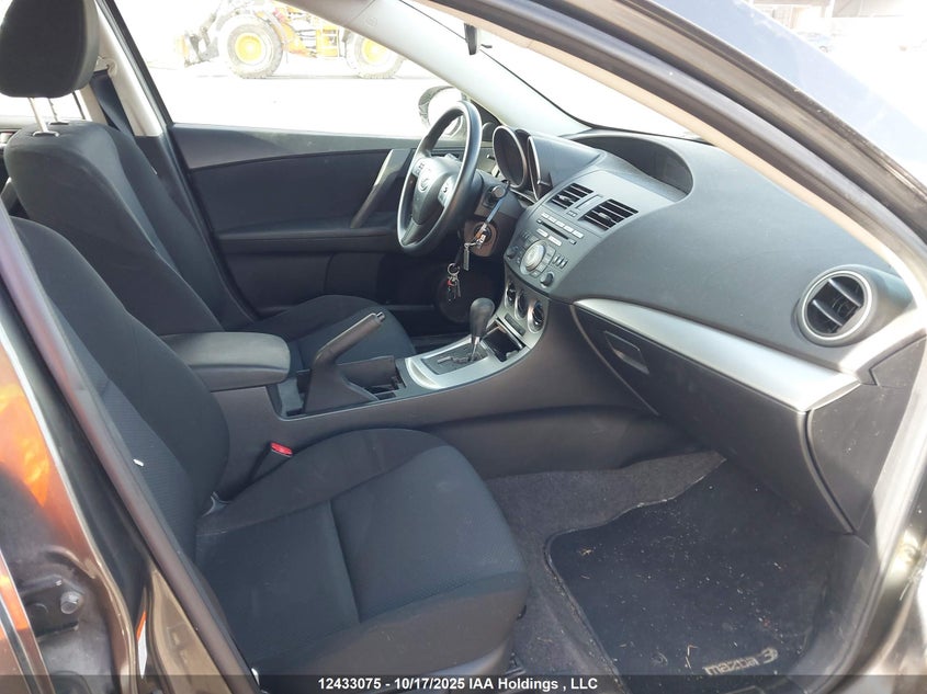 2010 Mazda 3 S VIN: JM1BL1H50A1251716 Lot: 12433075