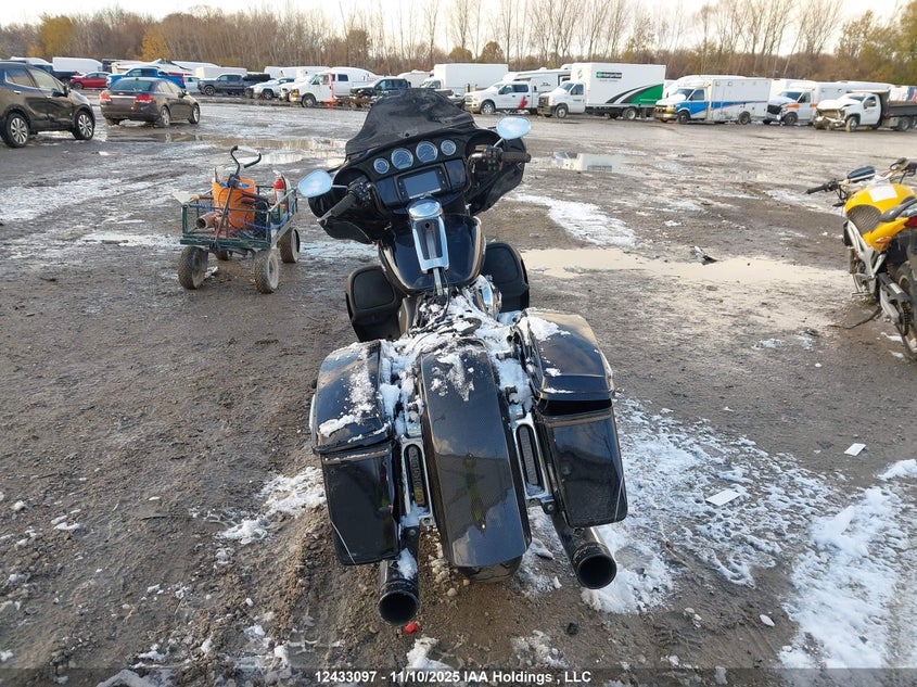 2015 Harley-Davidson Flhtkl Ultra Limited Low VIN: 1HD1KKL1XFB634040 Lot: 12433097