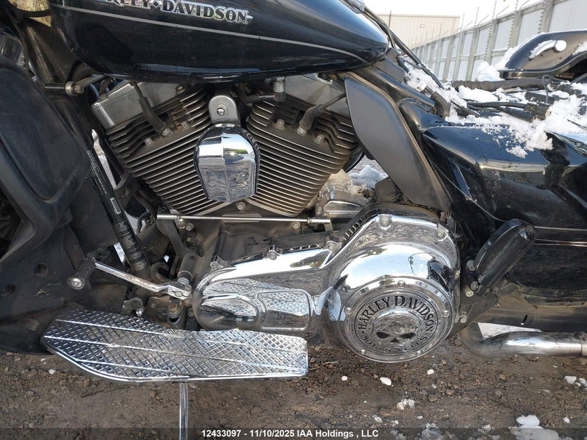 2015 Harley-Davidson Flhtkl Ultra Limited Low VIN: 1HD1KKL1XFB634040 Lot: 12433097