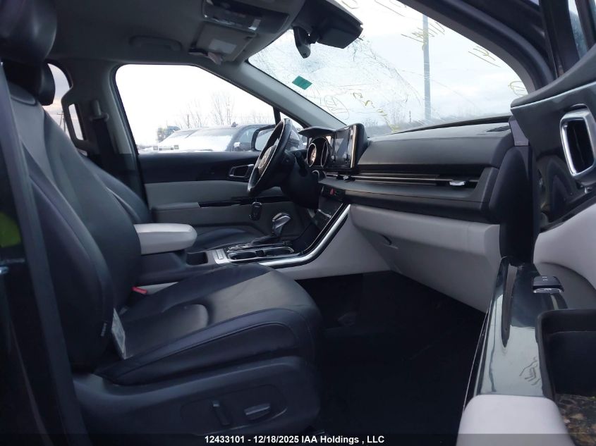 KNDNC5H33P6234441 2023 KIA CARNIVAL photo no. 5