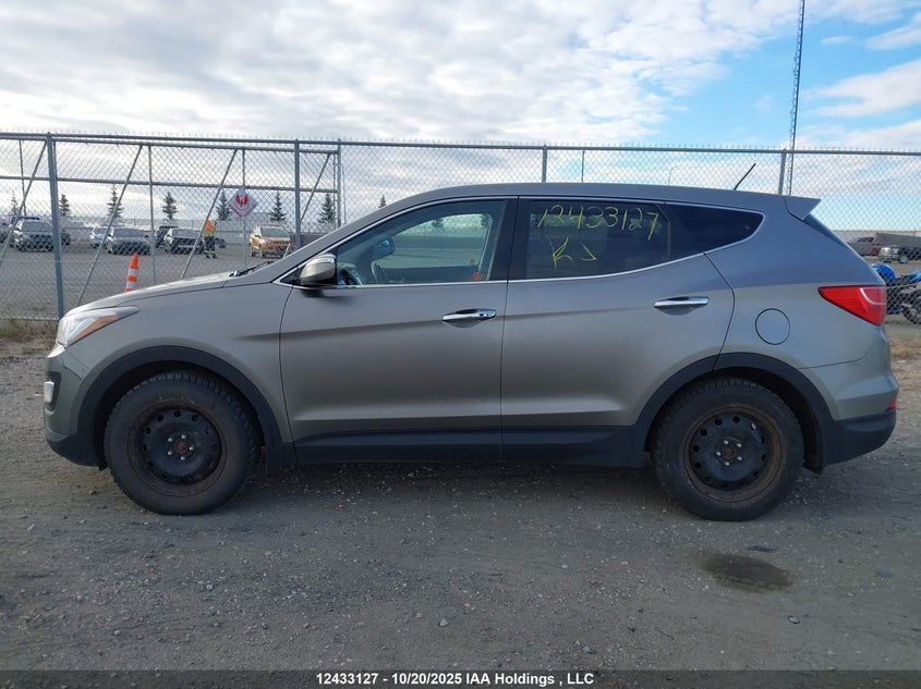 5XYZUDLA0DG012267 2013 HYUNDAI SANTA FE photo no. 15