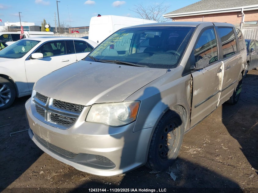 2C4RDGBG7ER369370 2014 DODGE CARAVAN photo no. 2