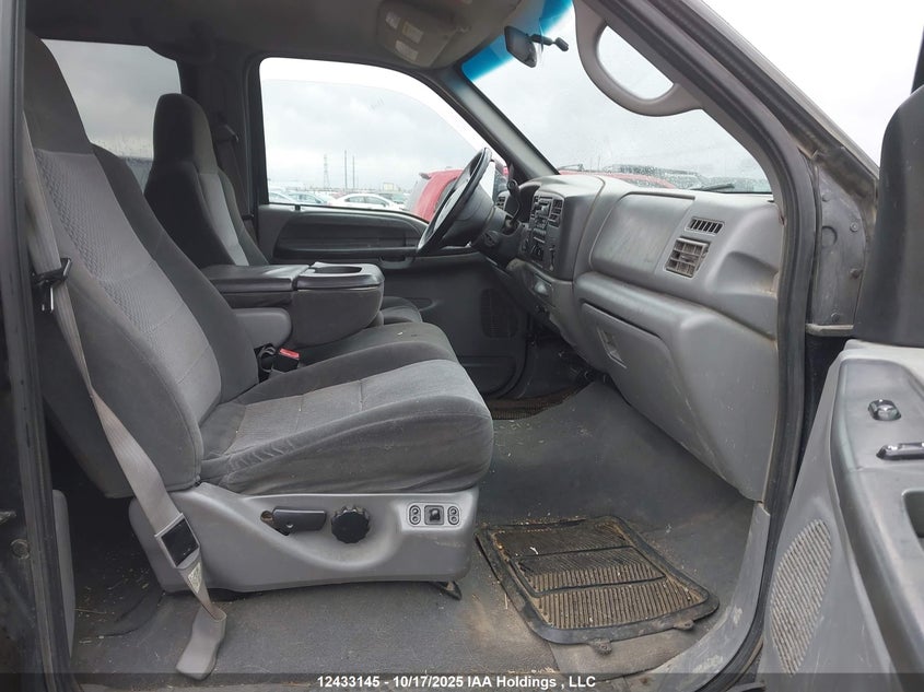 1FTSW31F12EC33564 2002 FORD F350 photo no. 5