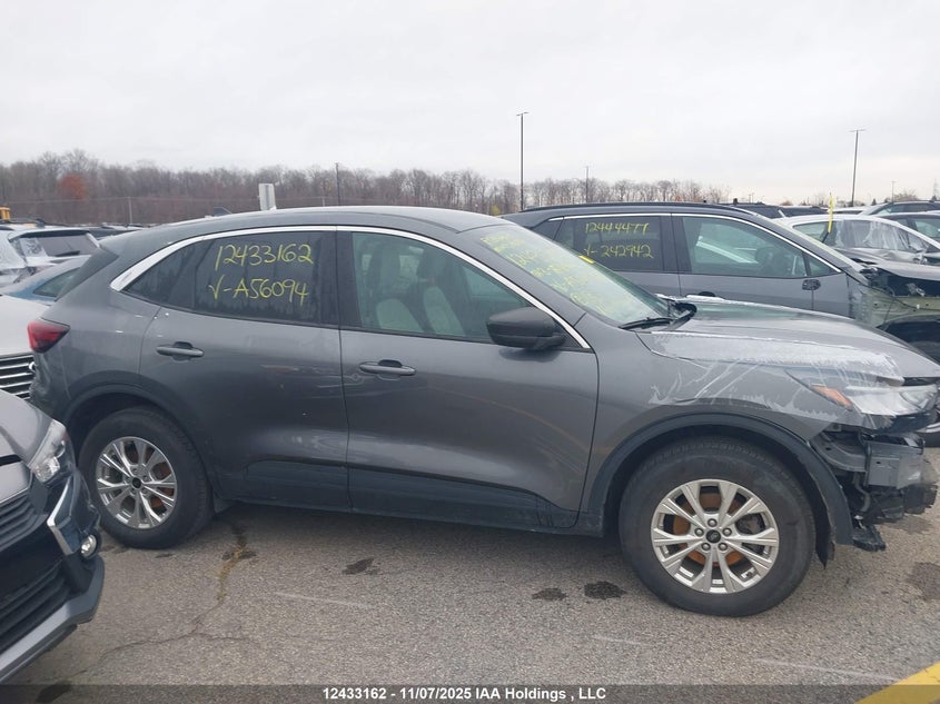 1FMCU9GN8PUA56094 2023 FORD ESCAPE photo no. 14