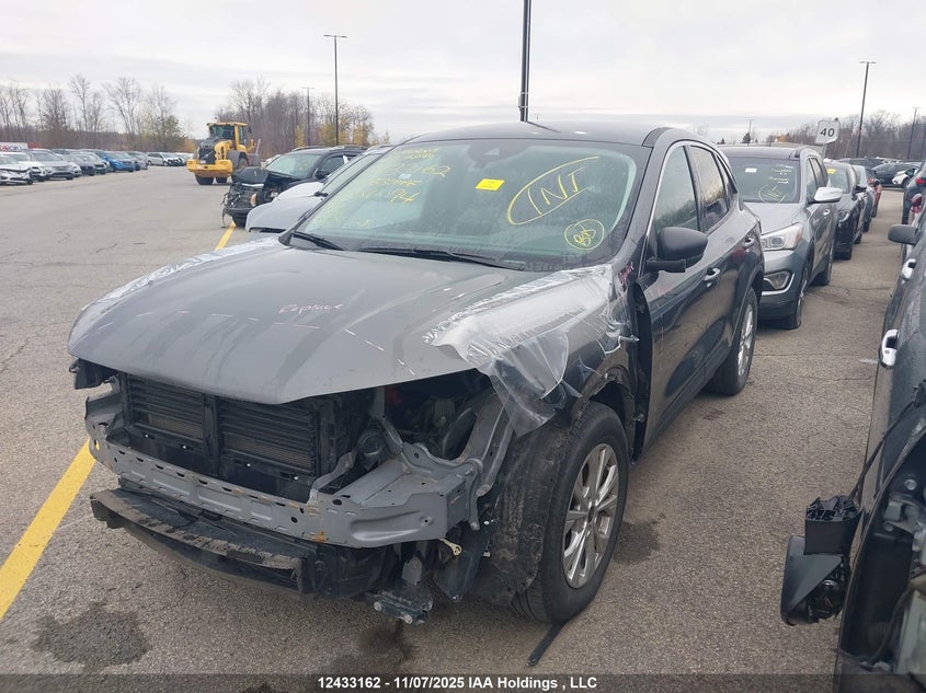 1FMCU9GN8PUA56094 2023 FORD ESCAPE photo no. 2