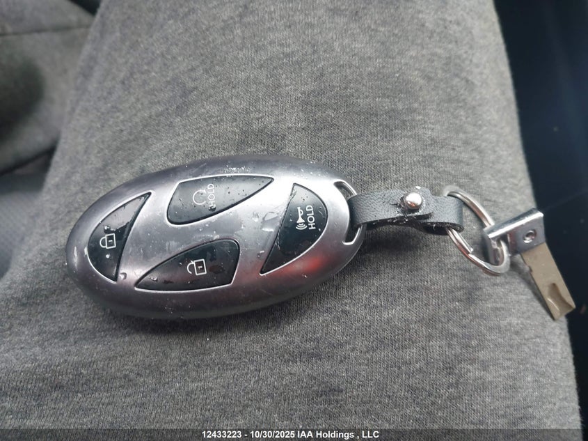 2025 Hyundai Elantra Luxury VIN: KMHLN4DG1SU966197 Lot: 12433223