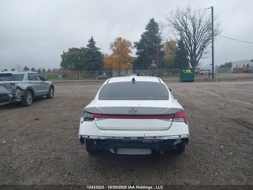 2025 Hyundai Elantra Luxury VIN: KMHLN4DG1SU966197 Lot: 12433223