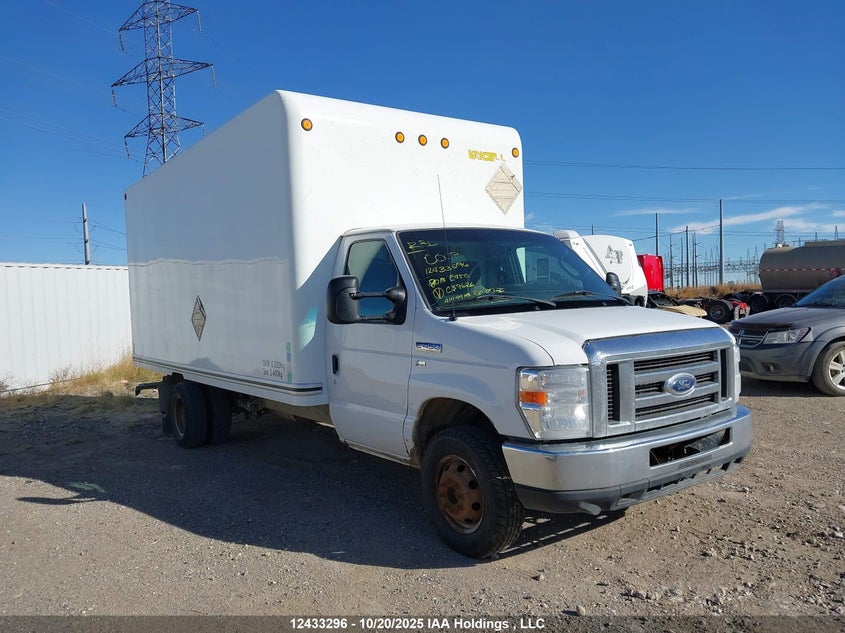 1FDWE4F61JDC39626 2018 Ford E450 E-Super Duty Cutaway auction photo 1