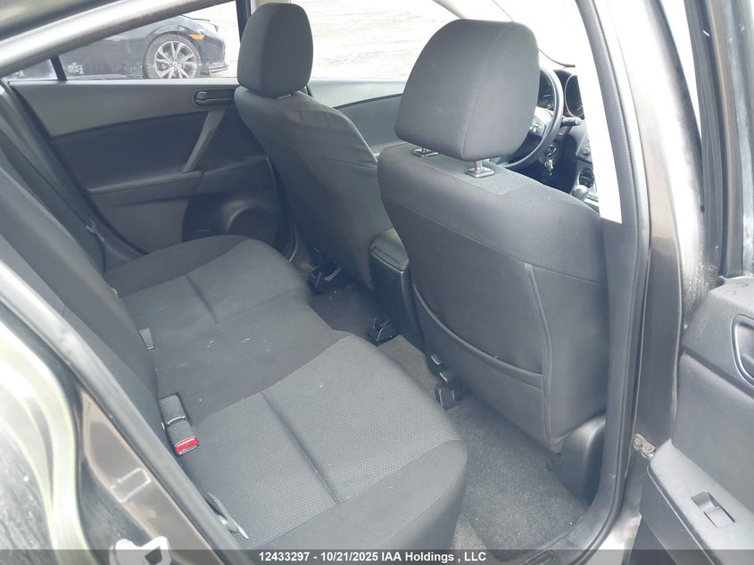 JM1BL1SF5A1266276 2010 MAZDA 3 photo no. 8