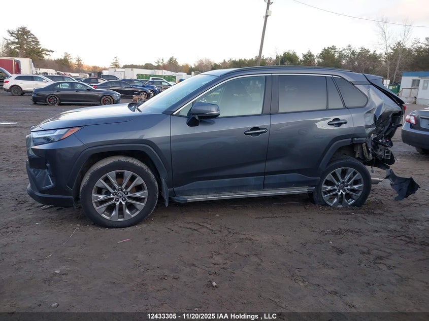 2T3R1RFV0NC312397 2022 TOYOTA RAV 4 photo no. 14