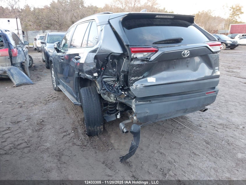 2T3R1RFV0NC312397 2022 TOYOTA RAV 4 photo no. 3