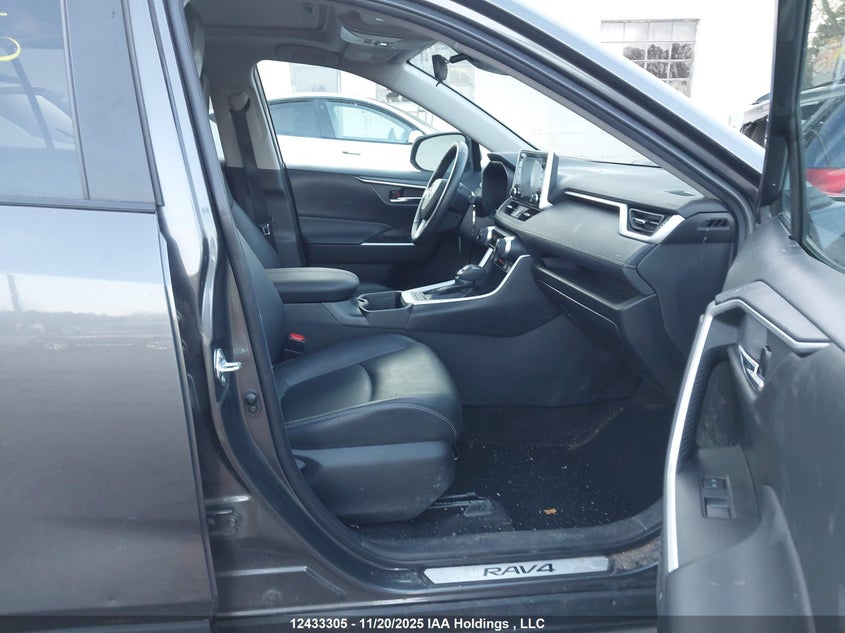 2T3R1RFV0NC312397 2022 TOYOTA RAV 4 photo no. 5