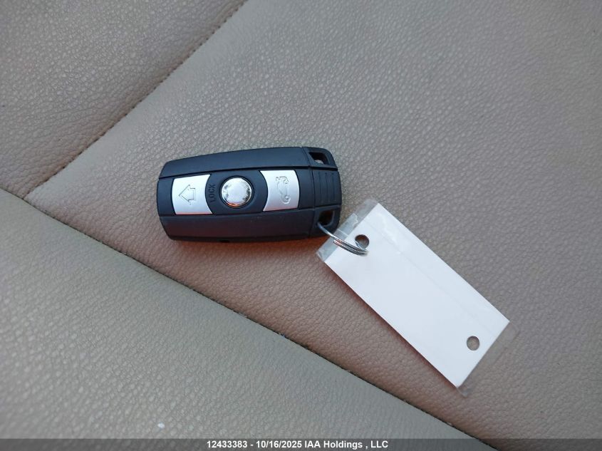 2013 BMW X1 xDrive28I VIN: WBAVL1C54DVR91445 Lot: 12433383