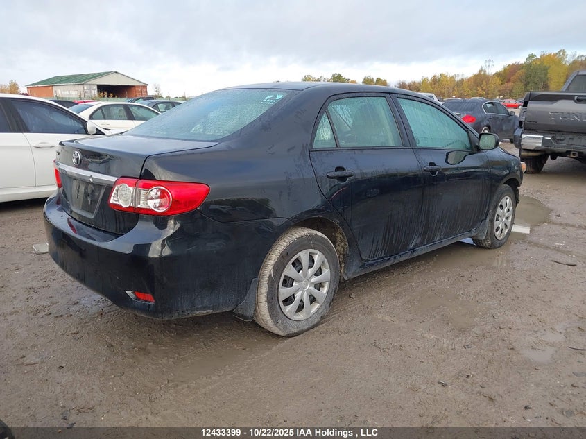 2T1BU4EE2DC053383 2013 TOYOTA COROLLA photo no. 4