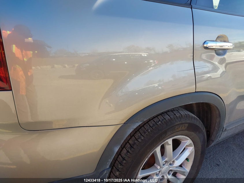 2015 Kia Sorento Lx VIN: 5XYKTCA6XFG607143 Lot: 12433418