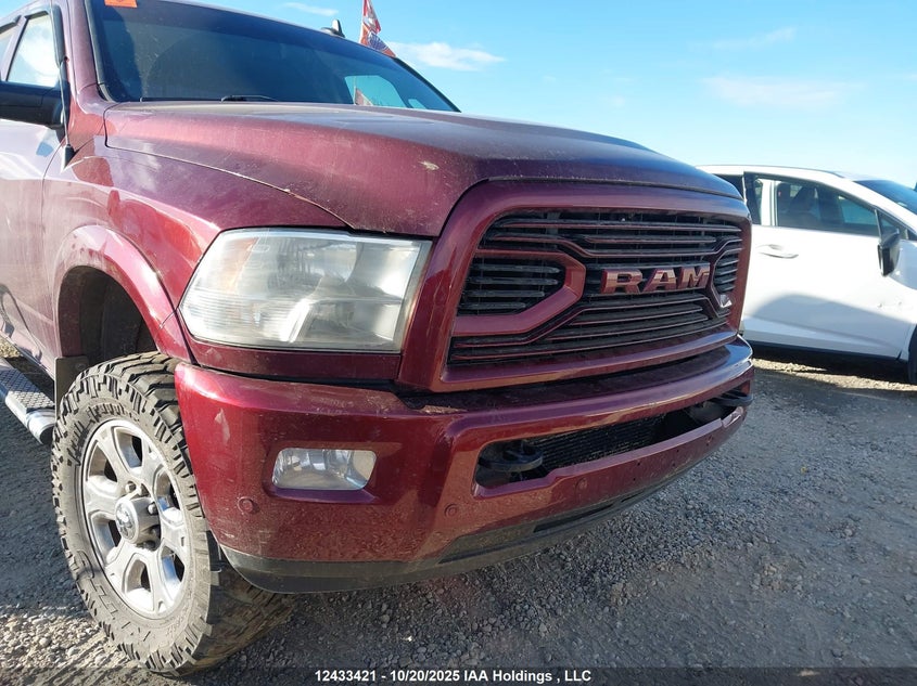2018 Ram 2500 Laramie VIN: 3C6UR5FL5JG105112 Lot: 12433421