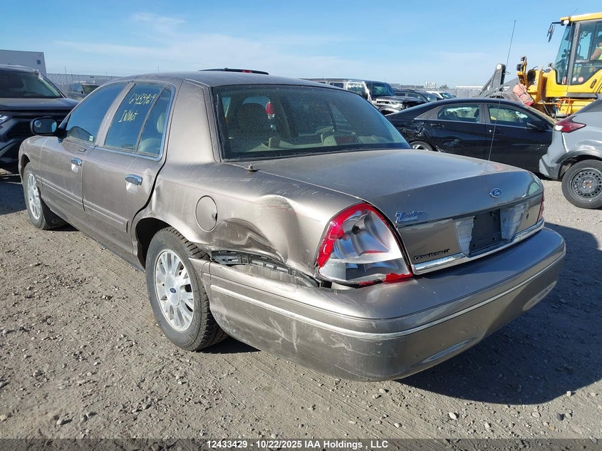2005 Ford Crown Victoria Lx VIN: 2FAFP74W45X167117 Lot: 12433429