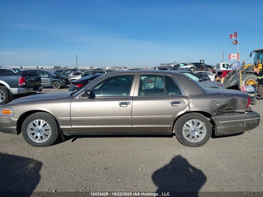 2005 Ford Crown Victoria Lx VIN: 2FAFP74W45X167117 Lot: 12433429