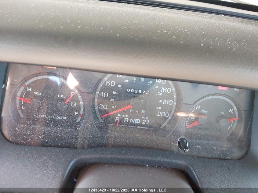 2005 Ford Crown Victoria Lx VIN: 2FAFP74W45X167117 Lot: 12433429