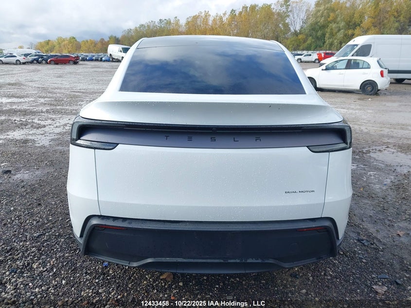 7SAYGDEE3TF337460 2026 TESLA MODEL Y photo no. 17