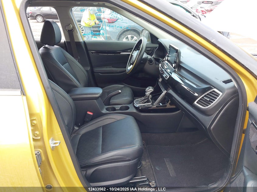 KNDEUCAA1M7209781 2021 KIA SELTOS photo no. 5