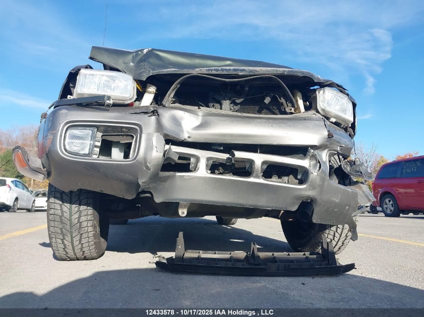 1999 Nissan Pathfinder VIN: JN8AR07Y3XW366116 Lot: 12433578