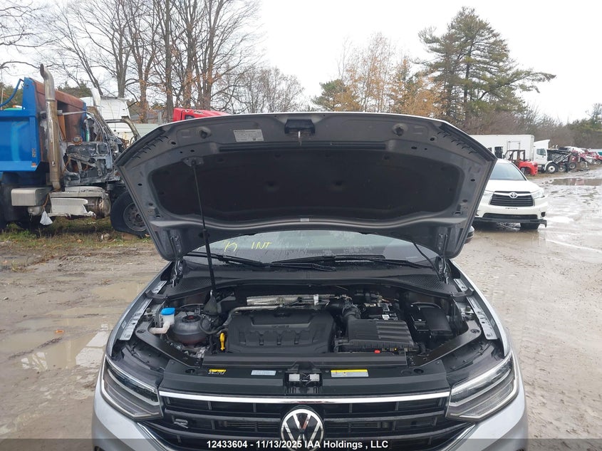 3VV8B7AX8PM086894 2023 VOLKSWAGEN TIGUAN photo no. 10
