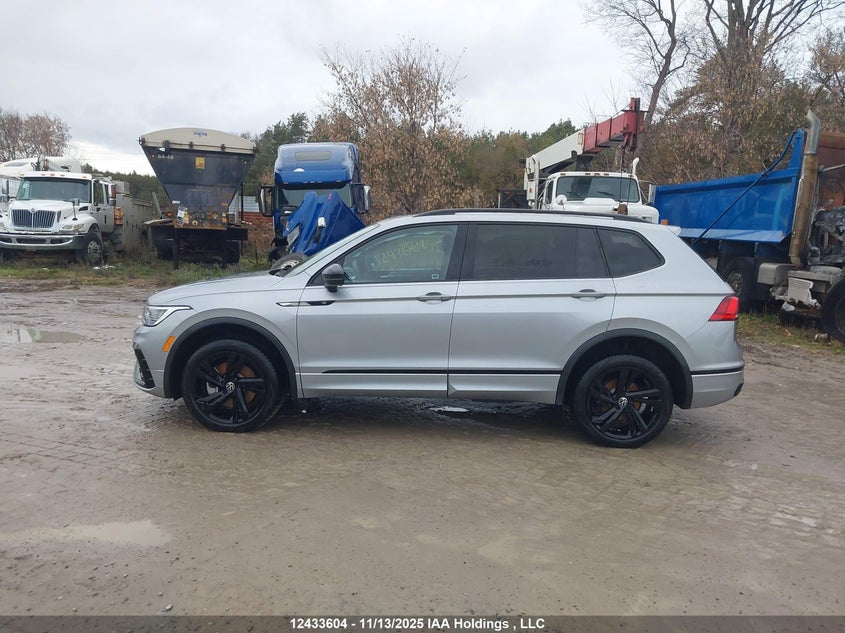 3VV8B7AX8PM086894 2023 VOLKSWAGEN TIGUAN photo no. 14