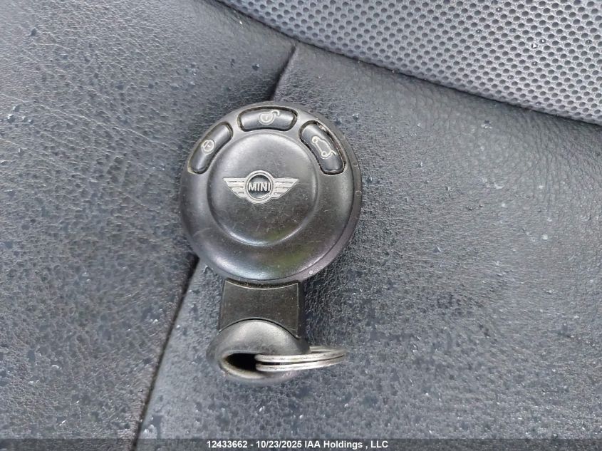 2010 Mini Cooper S VIN: WMWMF7C51ATX41514 Lot: 12433662