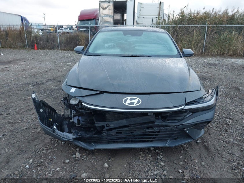 KMHLM4DG9SU857604 2025 HYUNDAI ELANTRA photo no. 13
