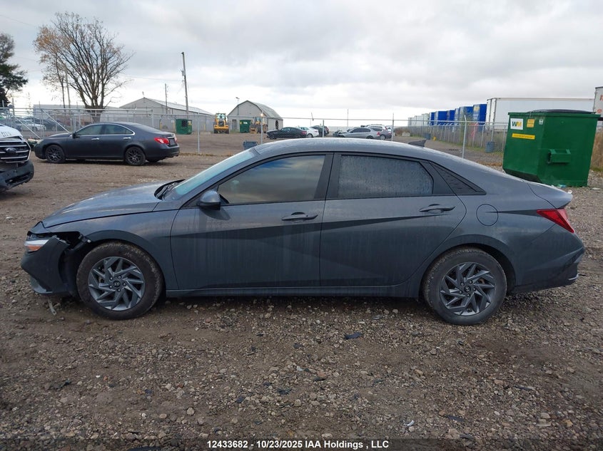 KMHLM4DG9SU857604 2025 HYUNDAI ELANTRA photo no. 15