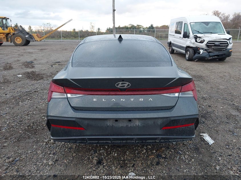 KMHLM4DG9SU857604 2025 HYUNDAI ELANTRA photo no. 17