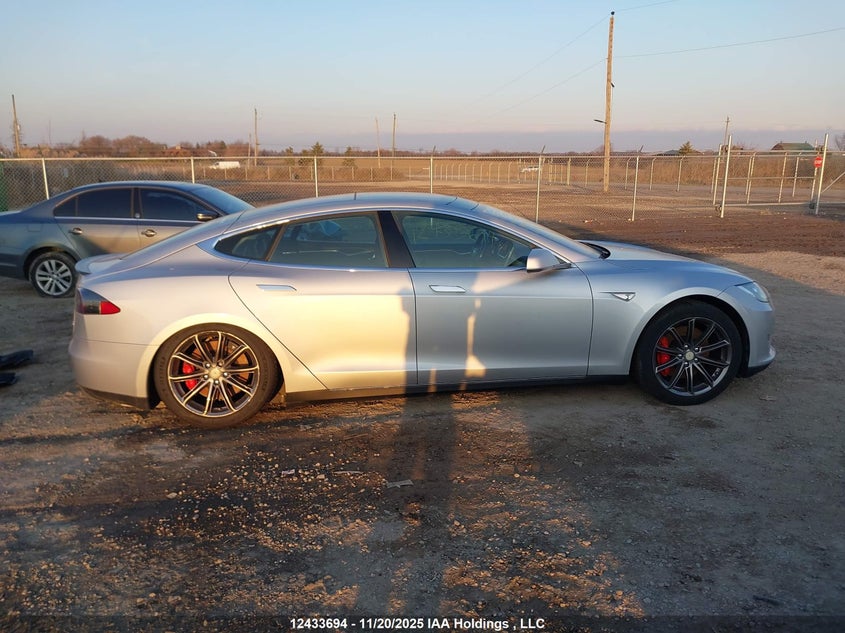 5YJSA1H17EFP38086 2014 TESLA MODEL S photo no. 12