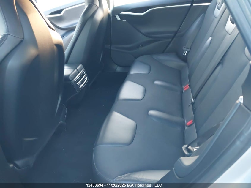 5YJSA1H17EFP38086 2014 TESLA MODEL S photo no. 8