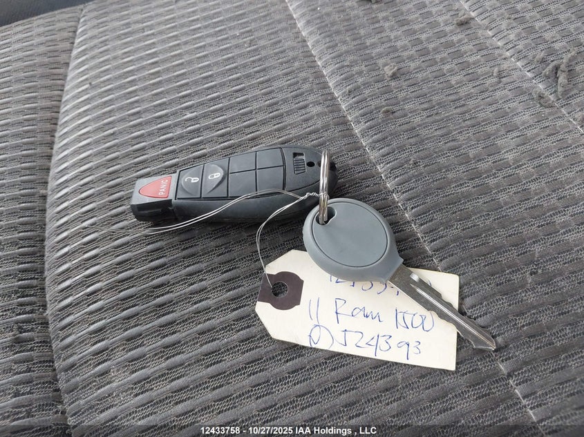 2011 Dodge Ram 1500 VIN: 1D7RV1GT6BS524393 Lot: 12433758