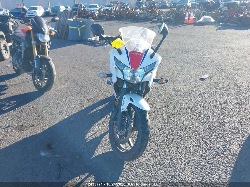 MLHMC4129D5400628 2013 HONDA CBR photo no. 5