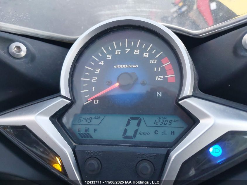 2013 Honda Cbr250 R/Ra VIN: MLHMC4129D5400628 Lot: 12433771