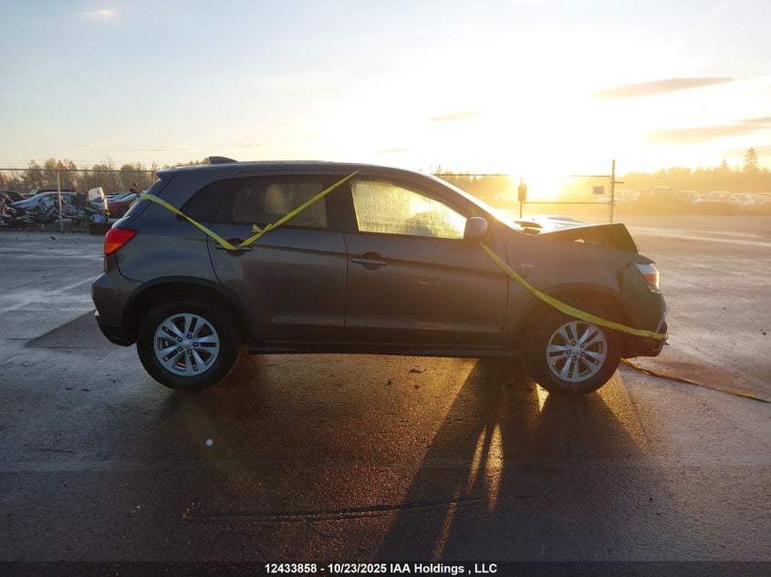 JA4AJ3AU5KU601771 2019 MITSUBISHI RVR photo no. 13