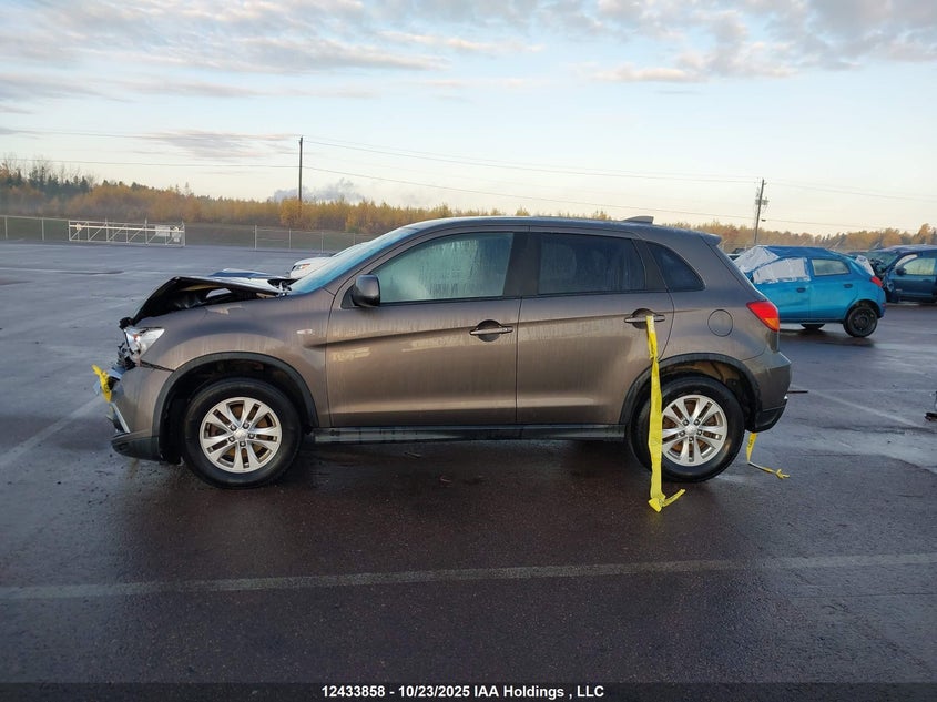 JA4AJ3AU5KU601771 2019 MITSUBISHI RVR photo no. 14